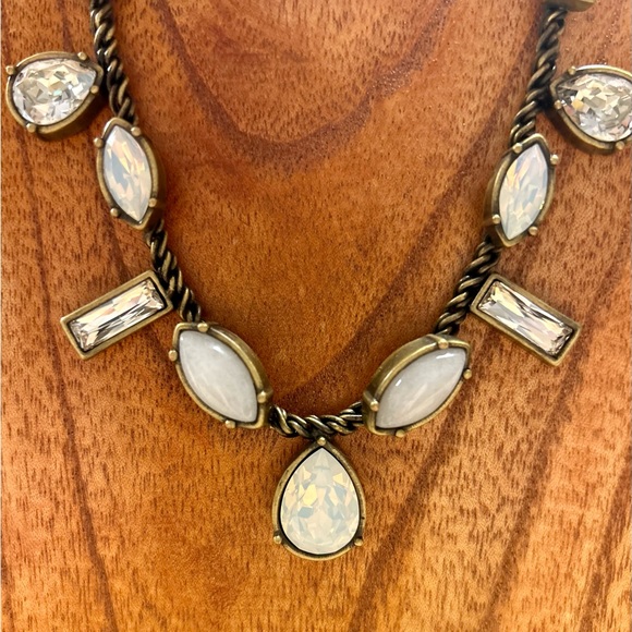 Silpada KR Collection "Crystal Clear" Rhinestone Brass Statement Necklace - Picture 3 of 8